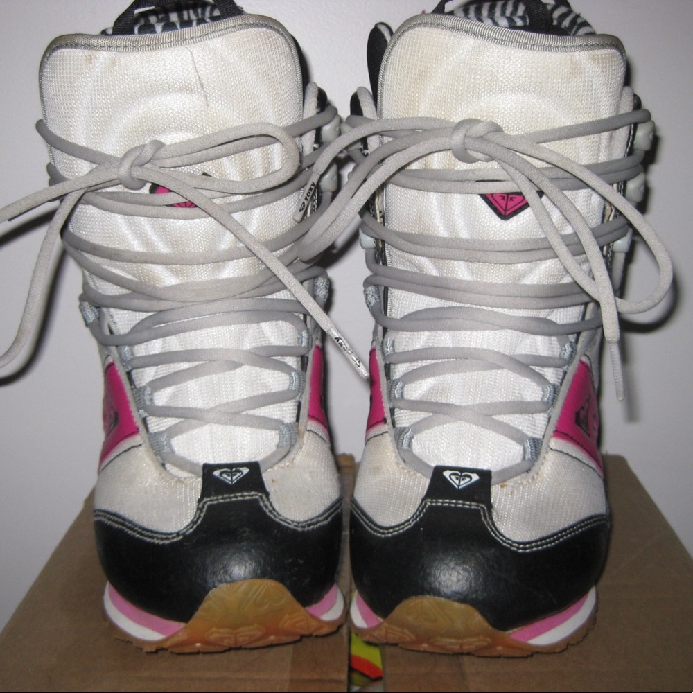 Roxy Track Lace Snowboarding Boots Size 8